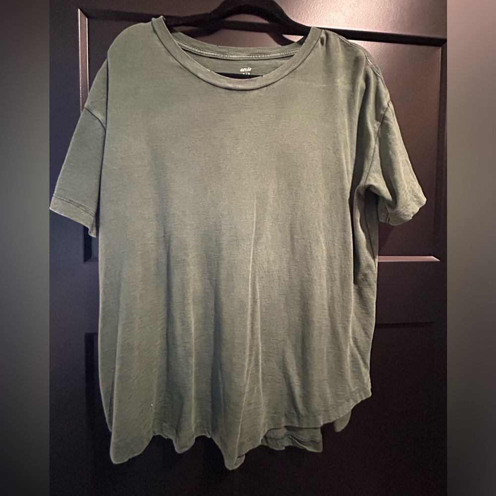 Aerie T-shirt